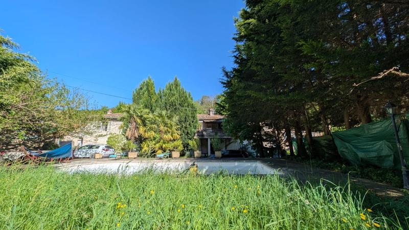 Maison ancienne - 132 m² - 6 pièces