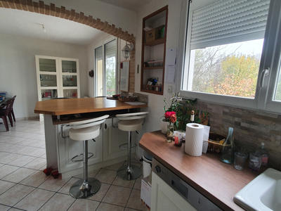 Maison - 90 m² - 5 pièces