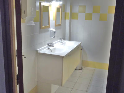 Fonds de commerce - Magasins - 292 m²