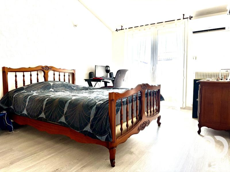 Maison - 133 m² - 5 pièces