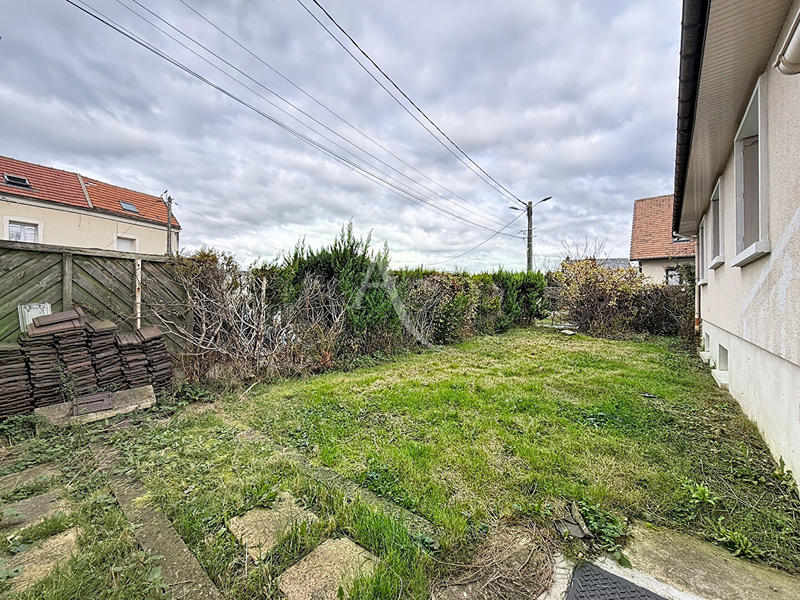 Maison - 185 m² - 8 pièces