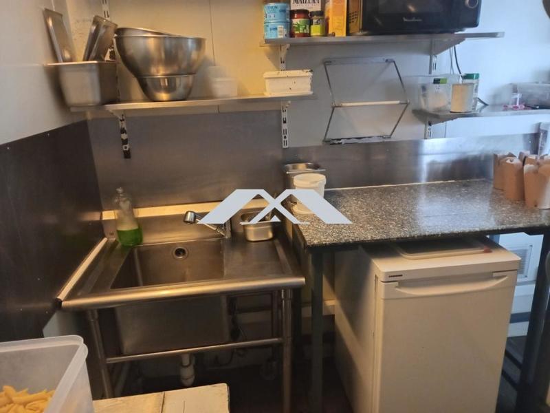 Fonds de commerce - 200 m²