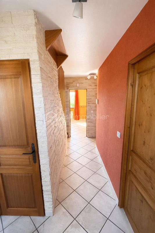 Maison - 139 m² - 8 pièces