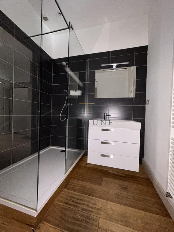 Appartement - 76 m² - 3 pièces