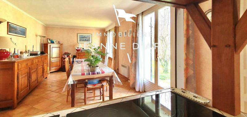 Maison - 193 m² - 6 pièces