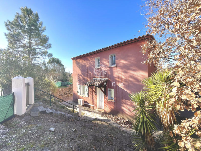 Maison - 87 m² - 4 pièces