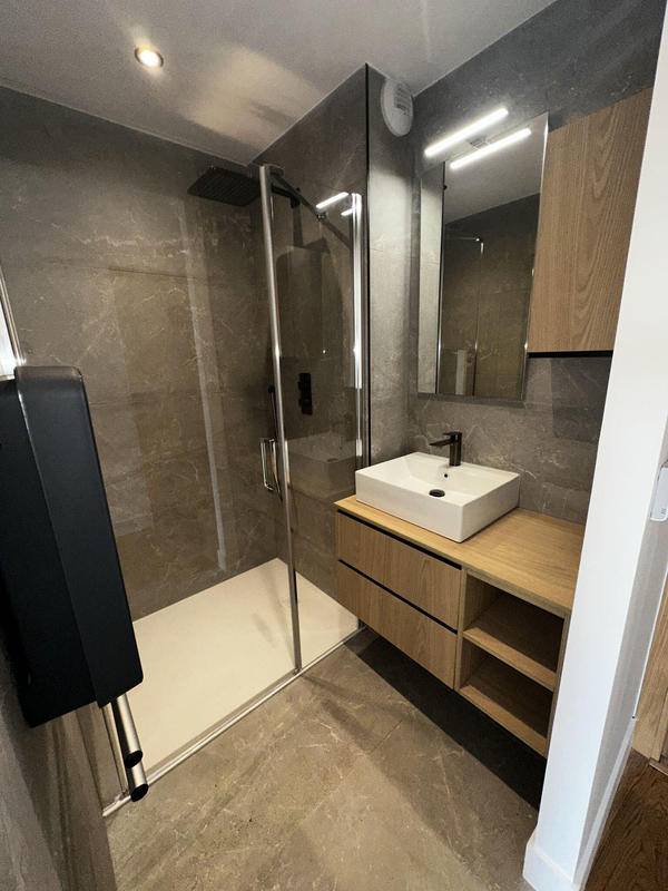 Appartement - 85 m² - 3 pièces