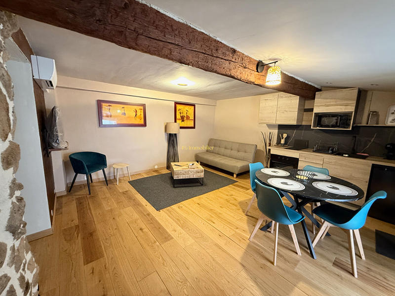 Maison - 121 m² - 6 pièces