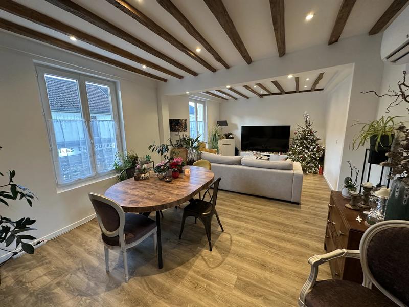 Appartement - 80 m² - 3 pièces