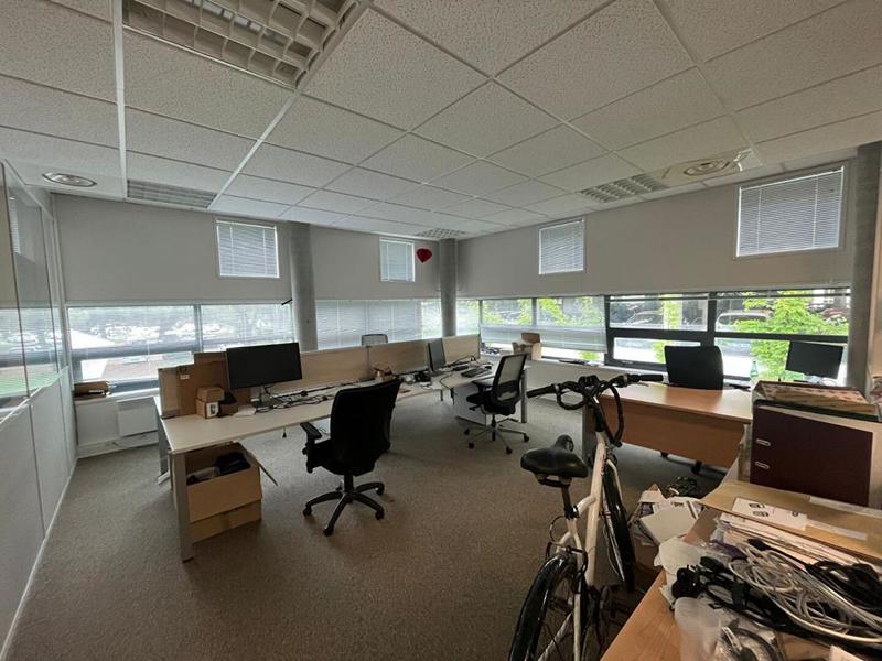 Bureau - 215 m²