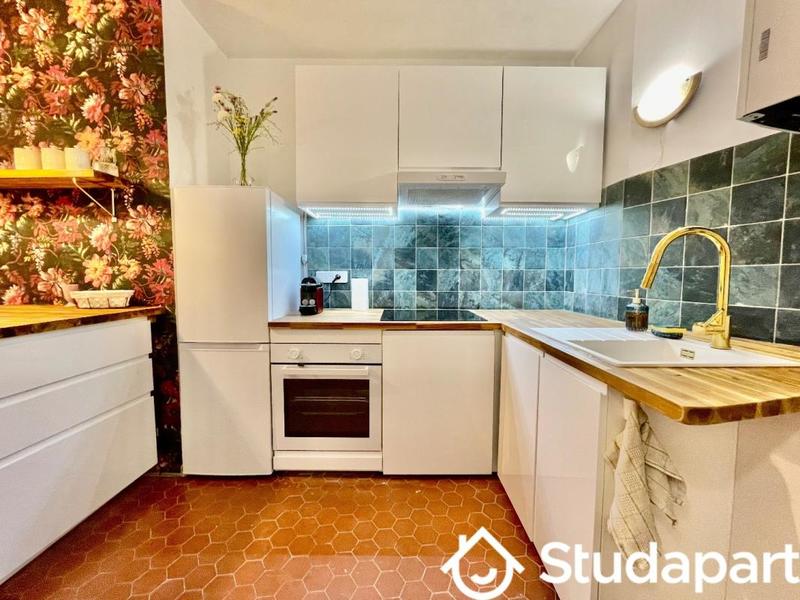 Chambre - 11 m² - 1 pièce