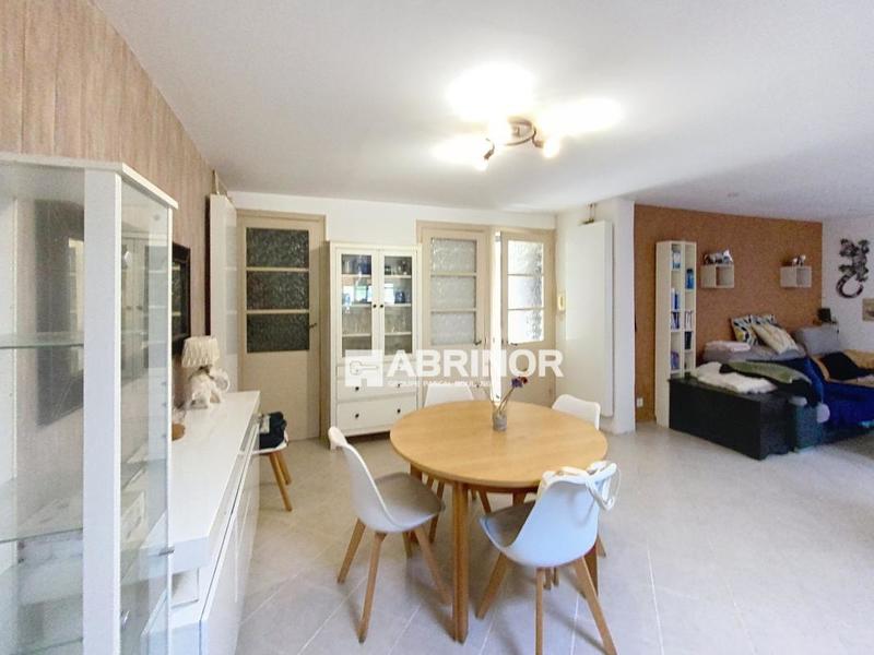 Maison - 146 m² - 6 pièces