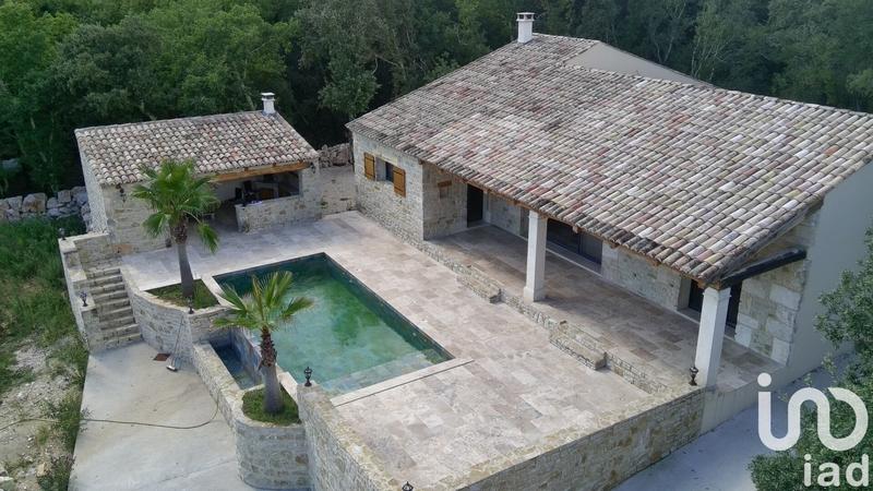 Maison - 151 m² - 6 pièces