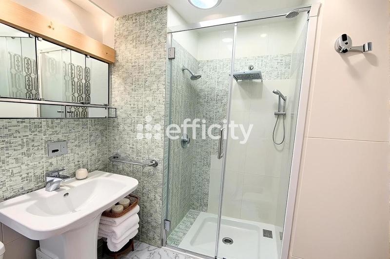 Appartement - 103 m² - 4 pièces