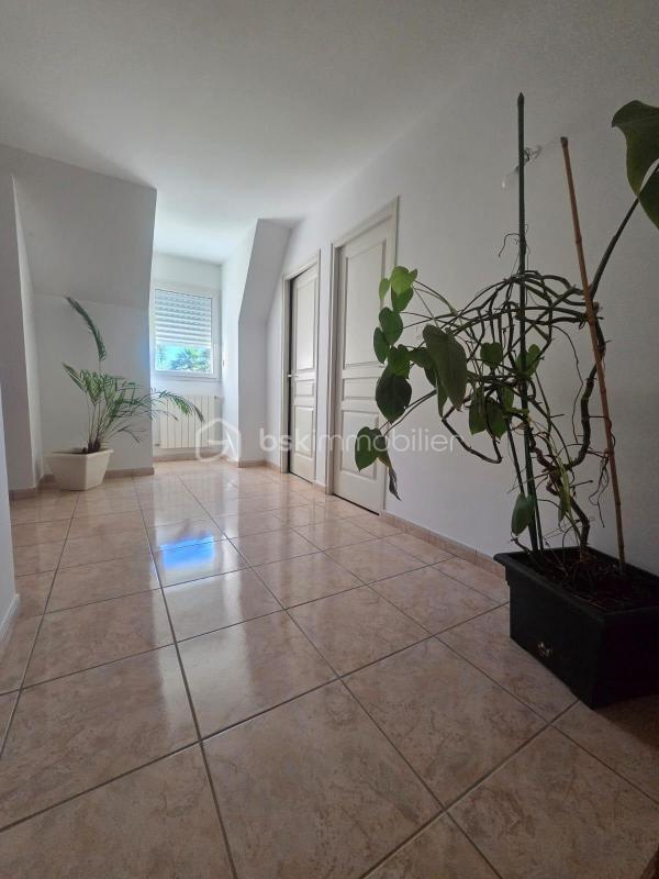 Maison - 170 m² - 6 pièces