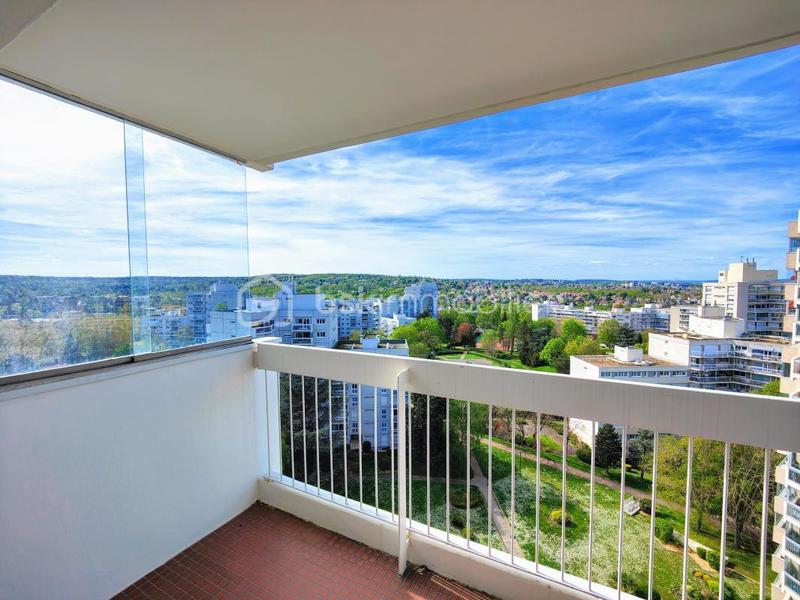 Appartement - 96 m² - 5 pièces