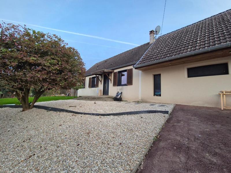 Maison - 140 m² - 6 pièces
