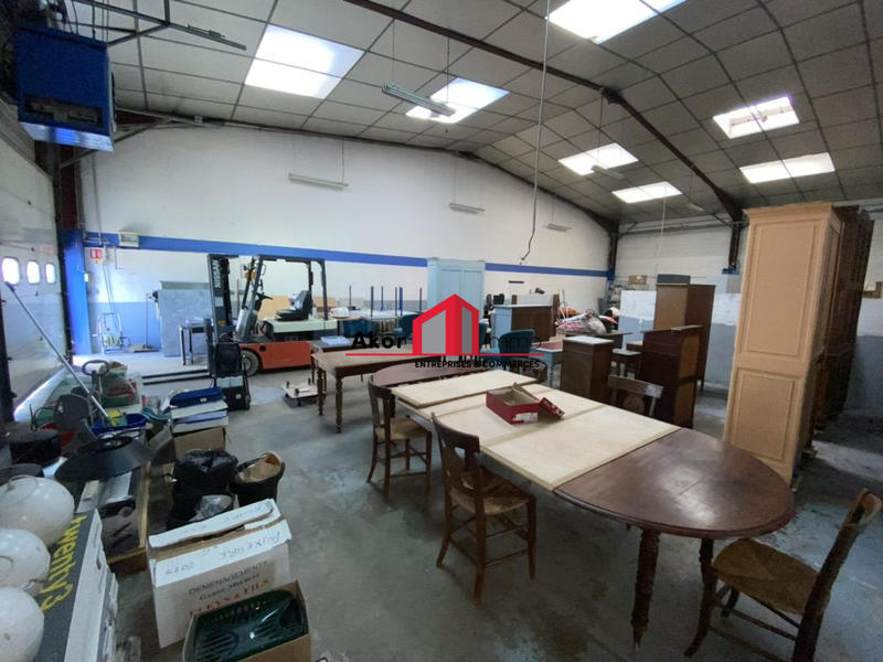 Local commercial - 813 m²