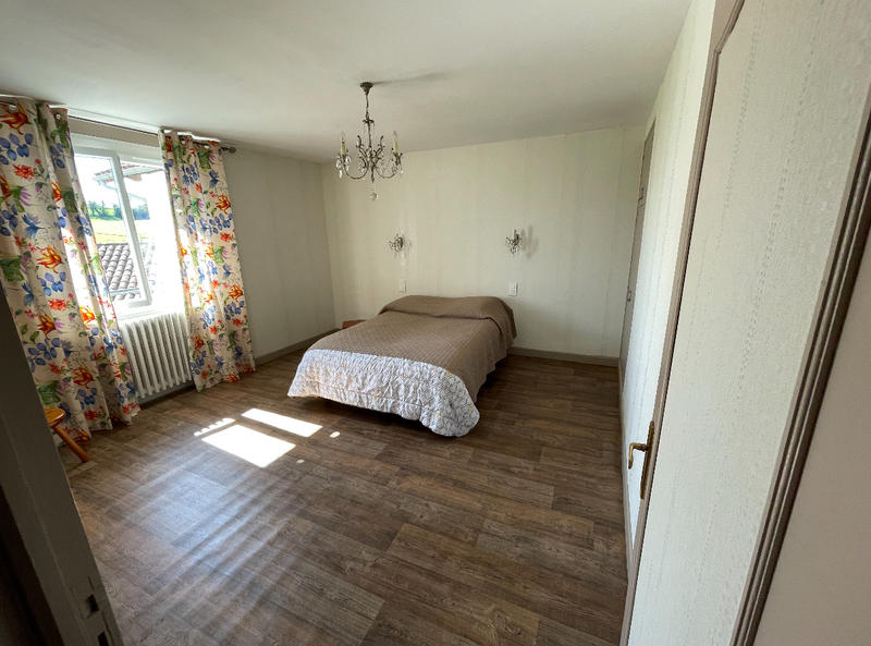 Maison de village - 220 m² - 8 pièces