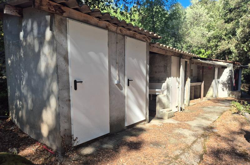 Propriété - 208 m² - 7 pièces