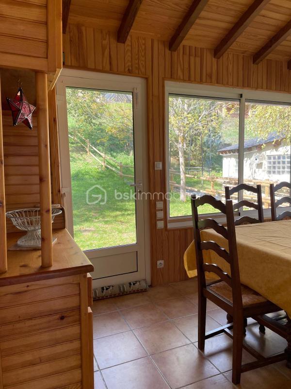 Maison jumelée - 95 m² - 5 pièces