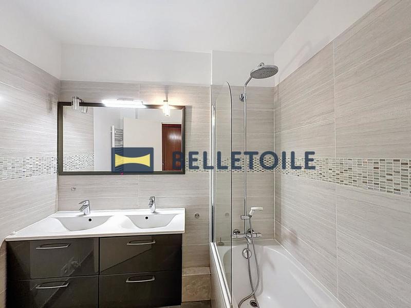 Appartement - 80 m² - 3 pièces