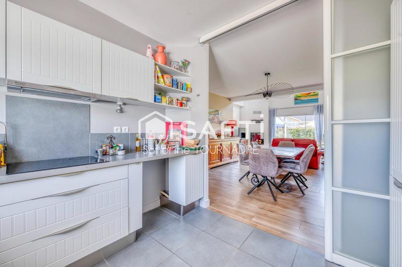 Maison - 139 m² - 7 pièces