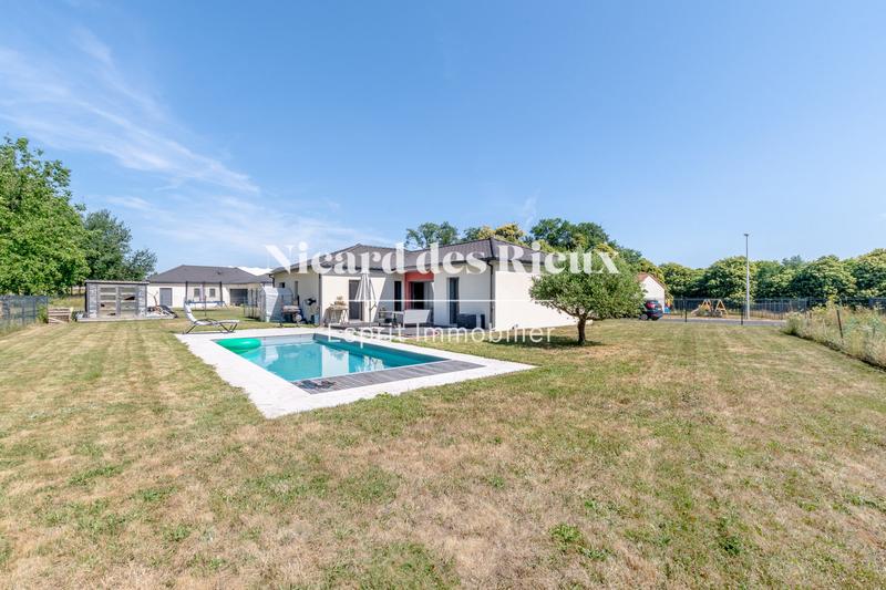 Maison - 103 m² - 5 pièces