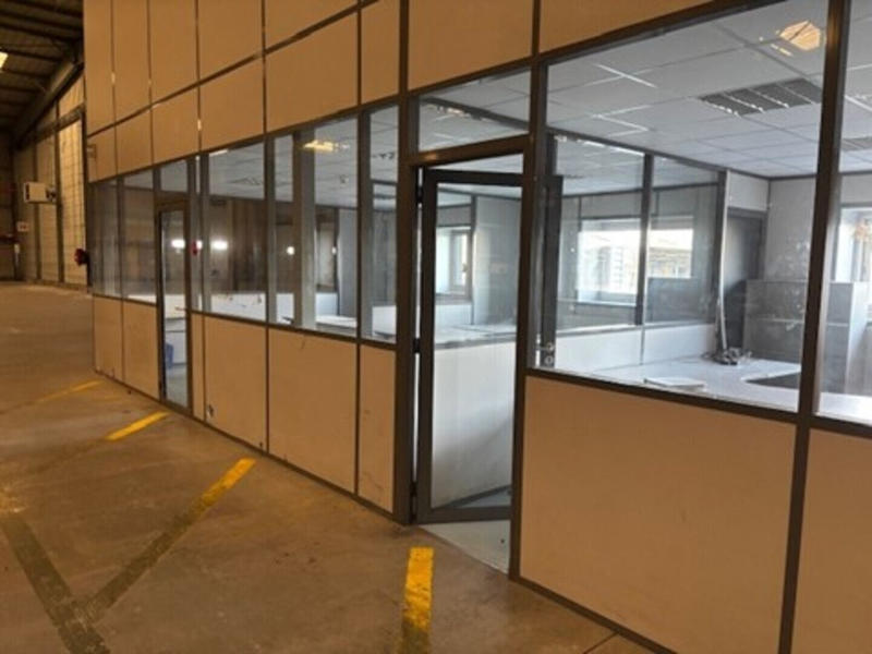 Local d'activité / Entrepôt - 6 700 m²