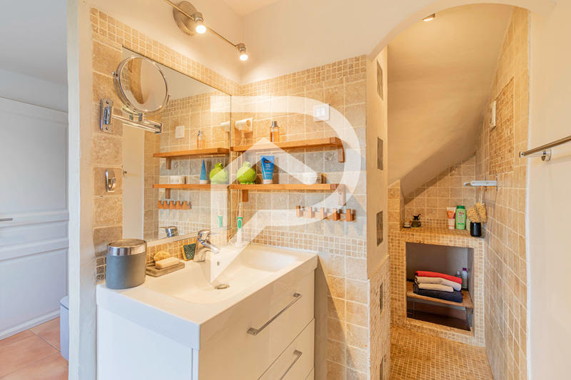 Maison - 115 m² - 4 pièces