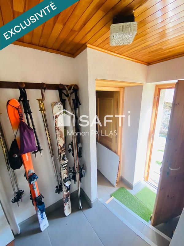 Maison - 176 m² - 8 pièces