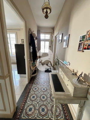 Maison - 110 m² - 8 pièces