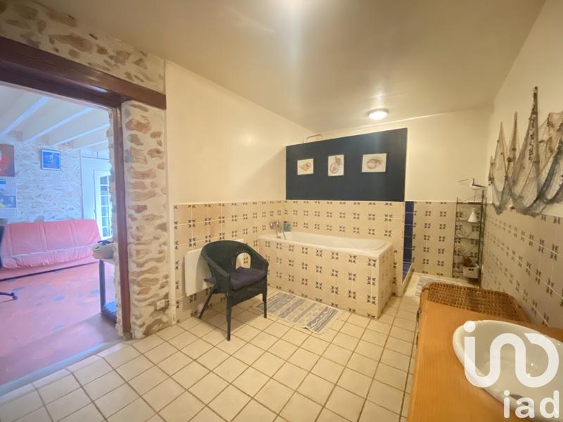 Maison - 241 m² - 6 pièces