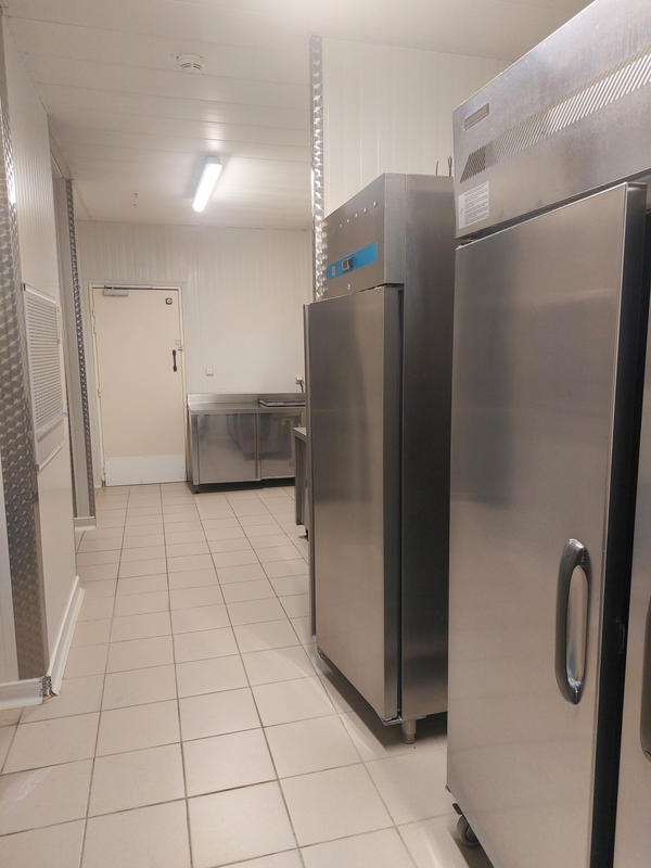 Maison - 1 083 m² - 44 pièces