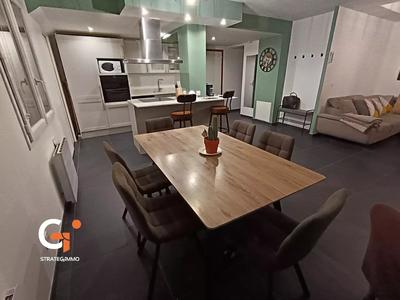 Appartement - 86 m² - 6 pièces