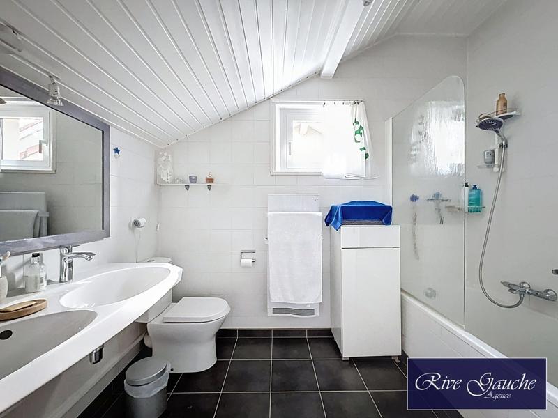 Maison - 121 m² - 5 pièces