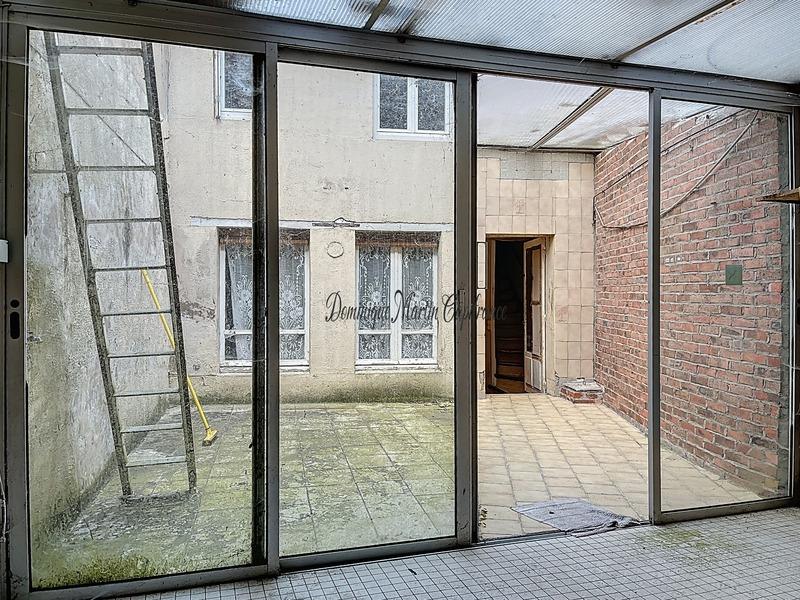 Immeuble - 70 m² - 6 pièces