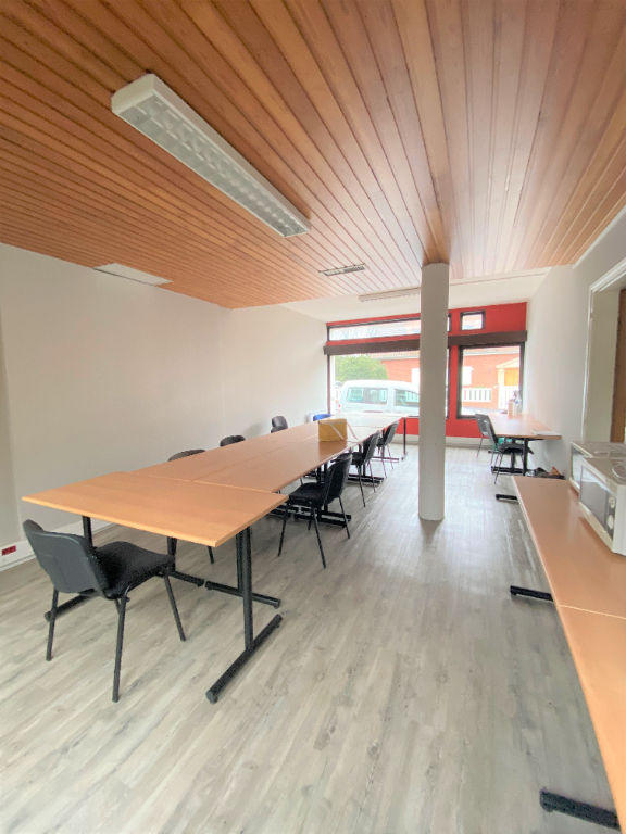 Appartement - 210 m² - 6 pièces