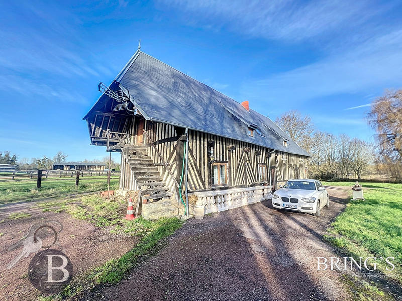 Maison - 200 m² - 6 pièces