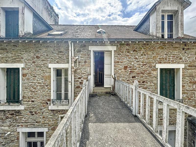 Maison - 194 m² - 7 pièces