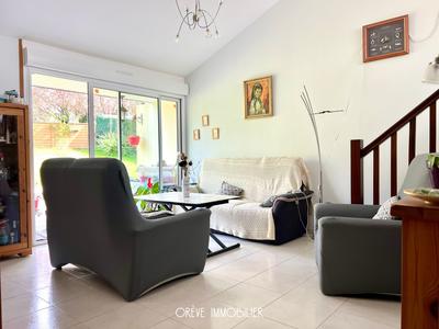 Maison - 98 m² - 5 pièces