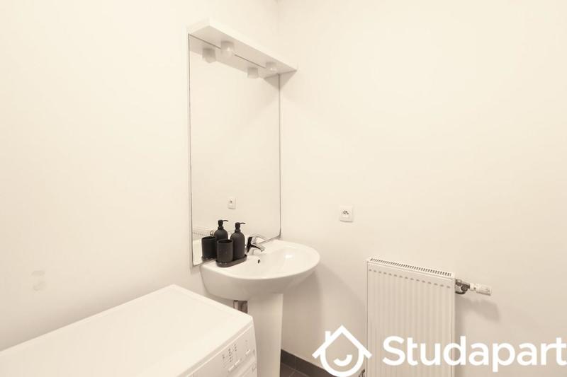 Chambre - 10 m² - 1 pièce