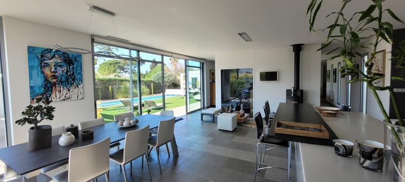 Villa - 312 m² - 7 pièces