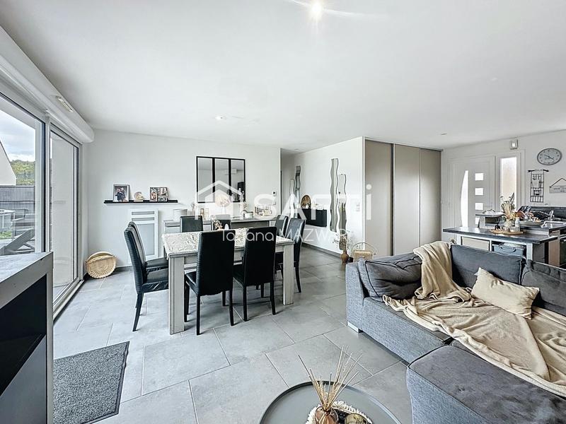 Maison - 84 m² - 5 pièces