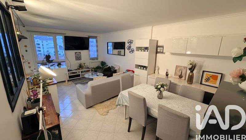 Duplex - 96 m² - 5 pièces