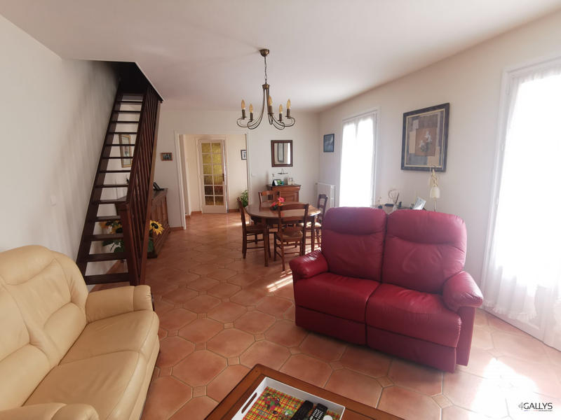 Maison - 119 m² - 5 pièces