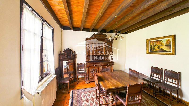 Maison - 180 m² - 7 pièces