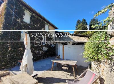 Maison - 194 m² - 8 pièces