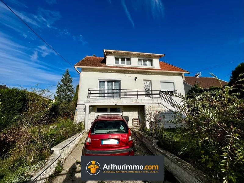 Maison - 105 m² - 5 pièces