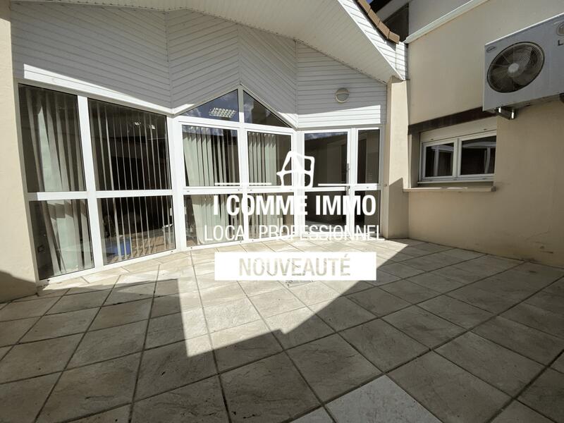 Local commercial - 86 m² - 2 pièces
